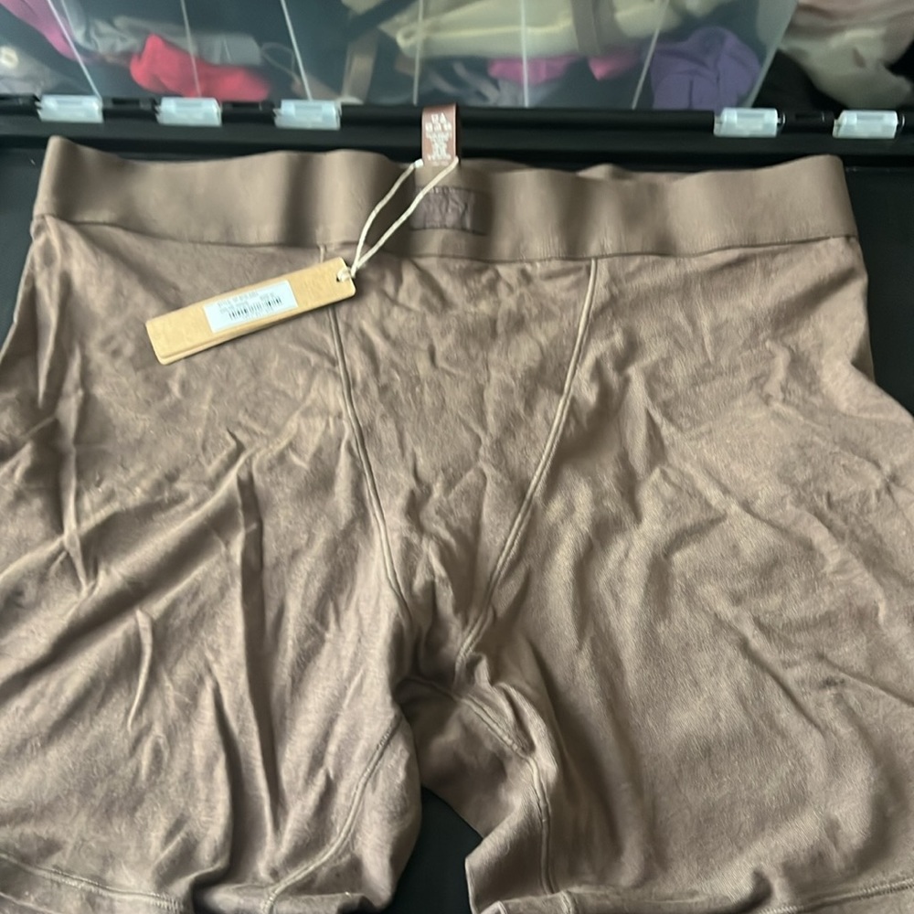 Skims Boyfriend Boxer - Picture 7 of 8